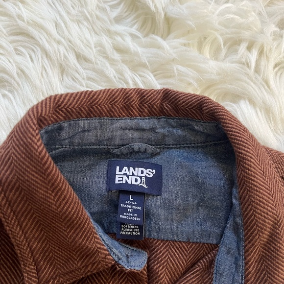 Lands' End Men's 100% Cotton Button Up - Picture 6 of 9